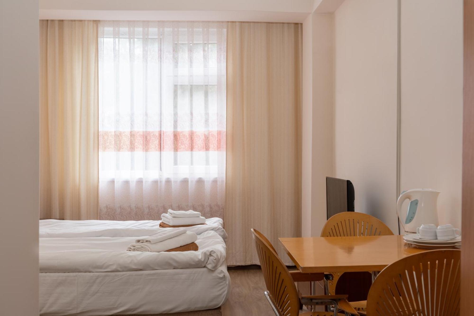 Talisman Village Hotel Бостери Экстерьер фото
