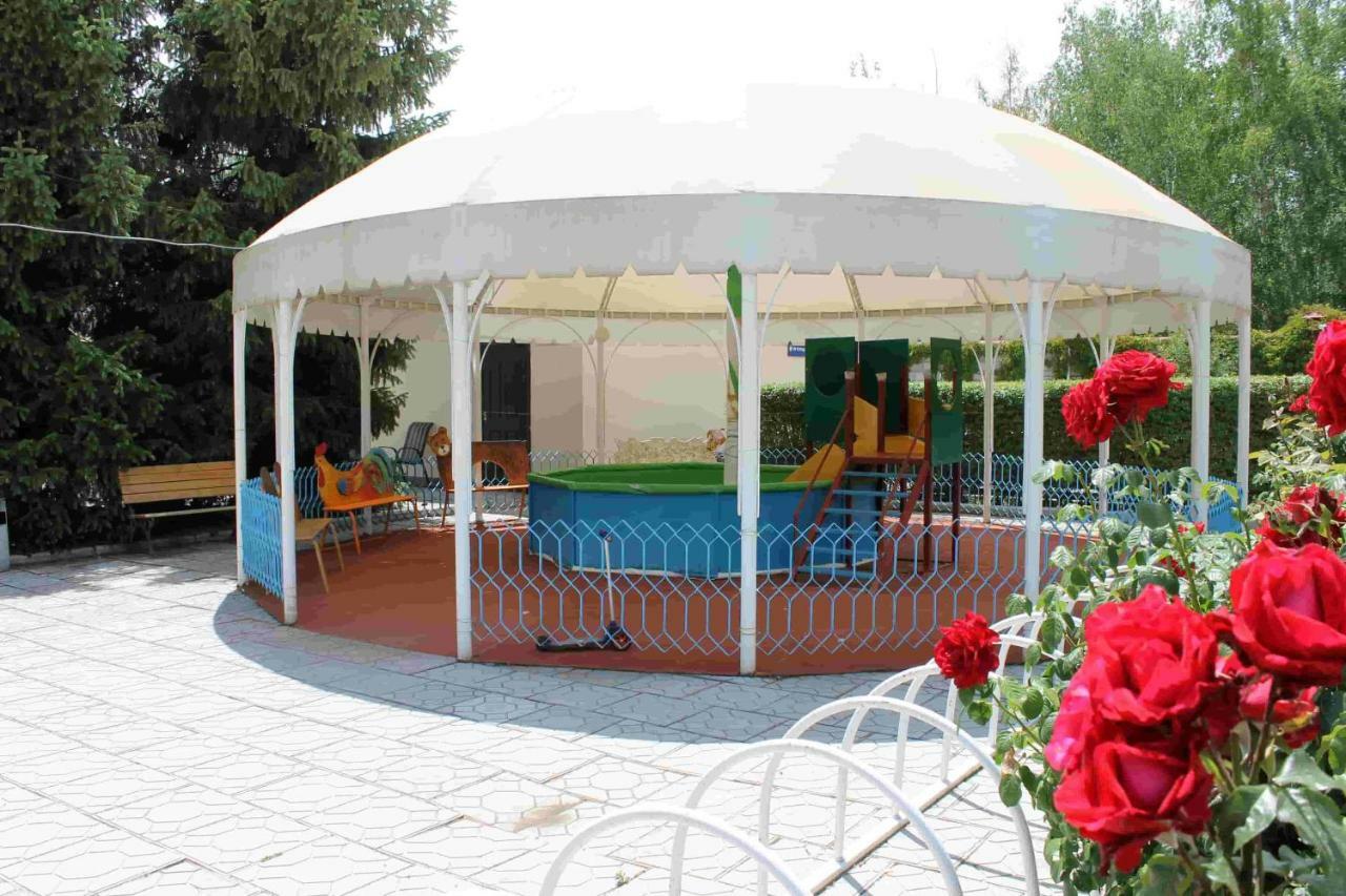Talisman Village Hotel Бостери Экстерьер фото